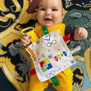 Wizard Magic Crinkle Tag Square - 8" x 8"